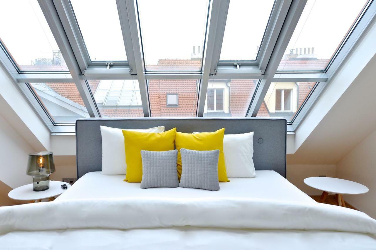 Designer Loft 2 Apartment Прага Екстериор снимка